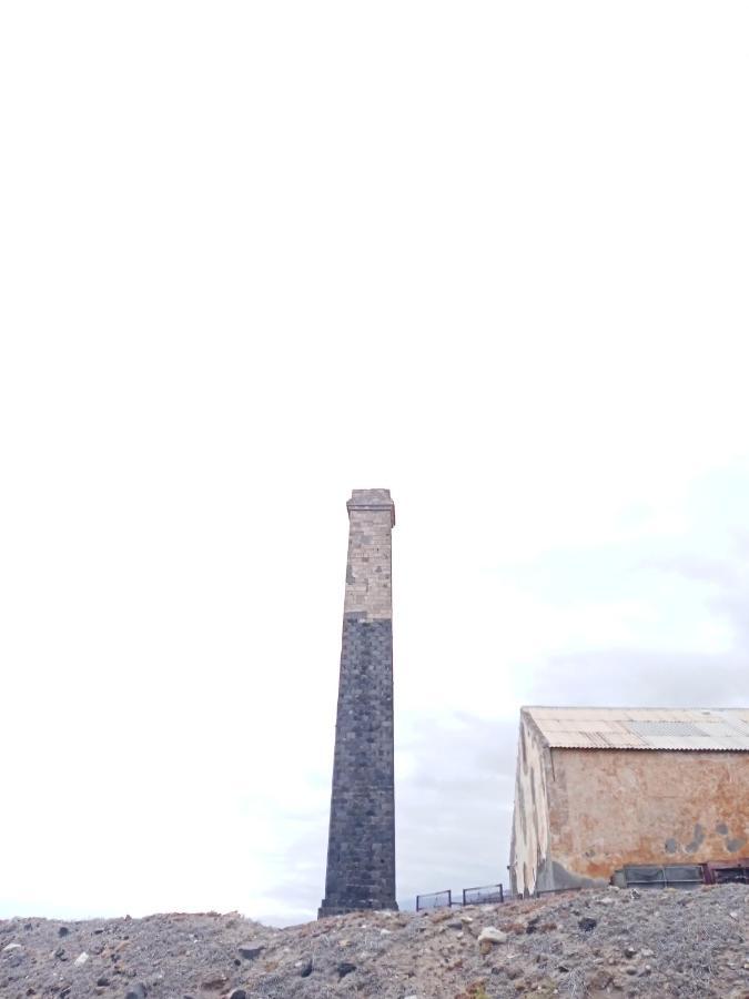 Caleta De Interian Loft Sasy Apartment Los Silos Bagian luar foto